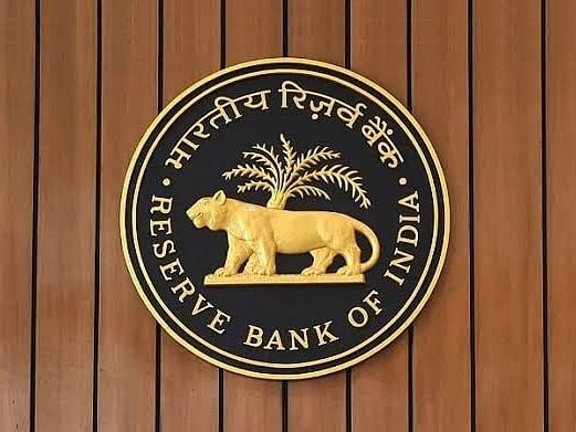 Inflation First: RBI Rejects Rate Hikes to Defend Rupee, Eyes Alternative Levers