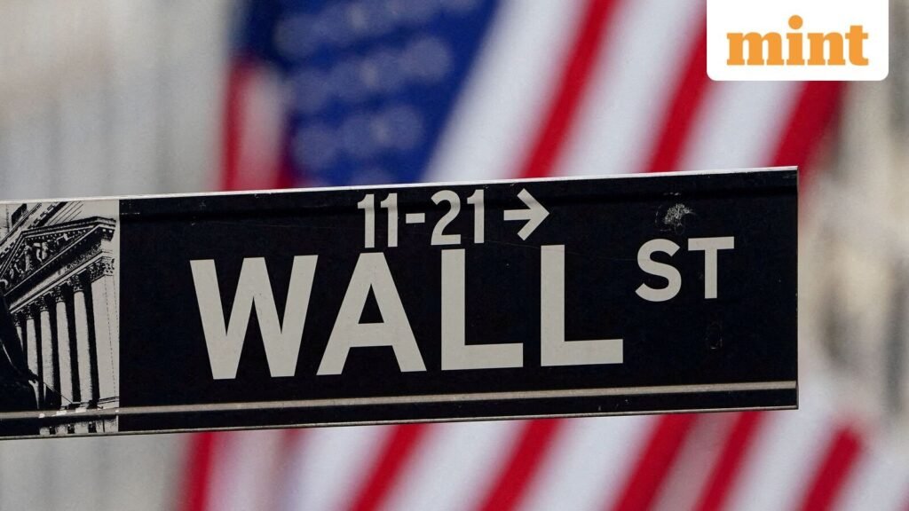 Geopolitical Fractures and Heavyweights Slow Down Wall Street’s Record Run