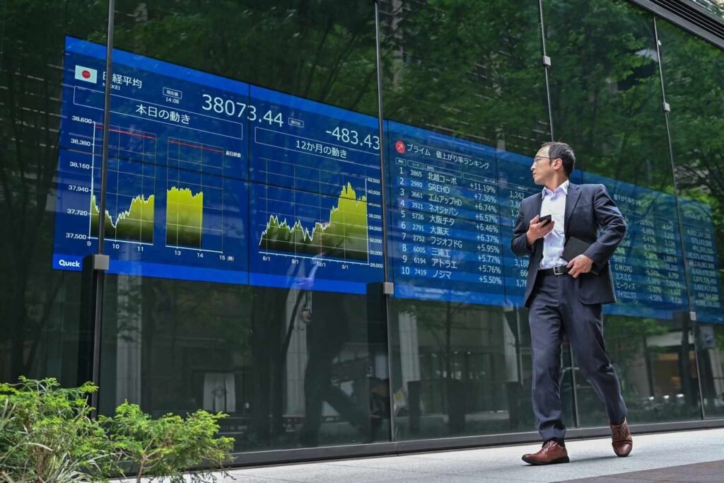 Tokyo’s Tech Titan: Nikkei Shatters the 68,000 Milestone in Historic AI-Driven Surge