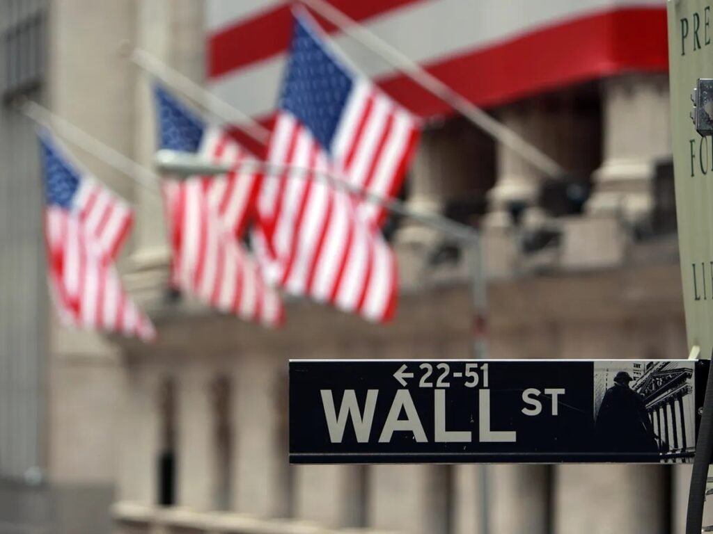 Wall Street Defies Geopolitical Tensions to Close Out Best Quarter in Years