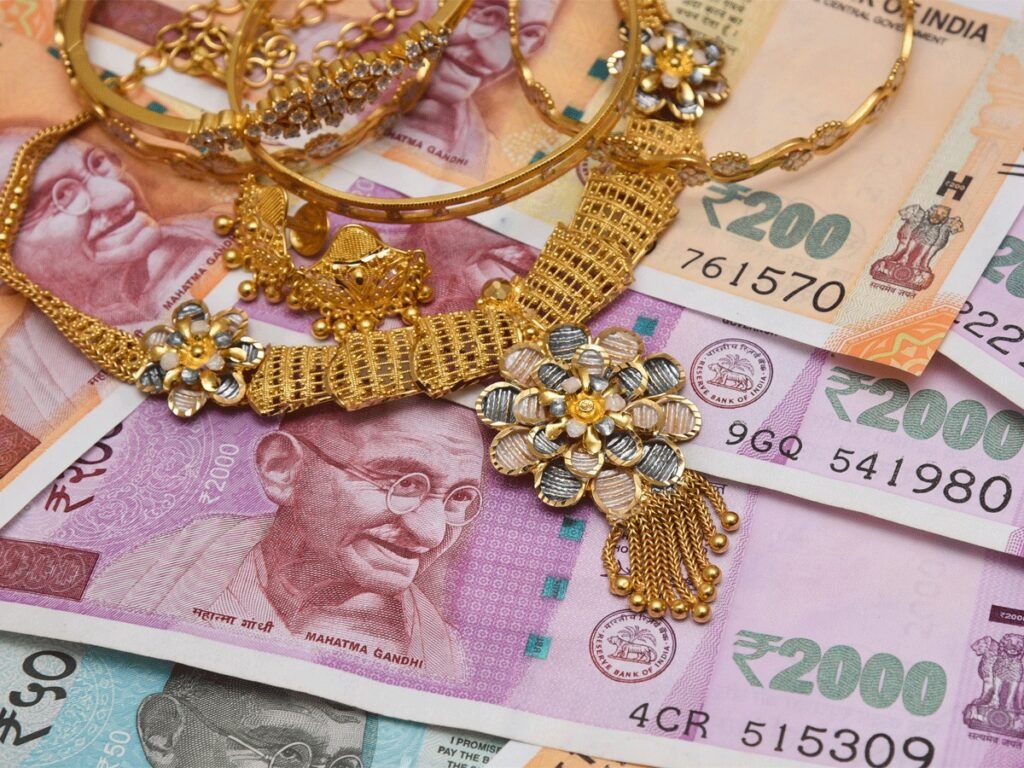 Gold Loan Market Shifts: NBFCs and Private Lenders Edge Out PSU Banks