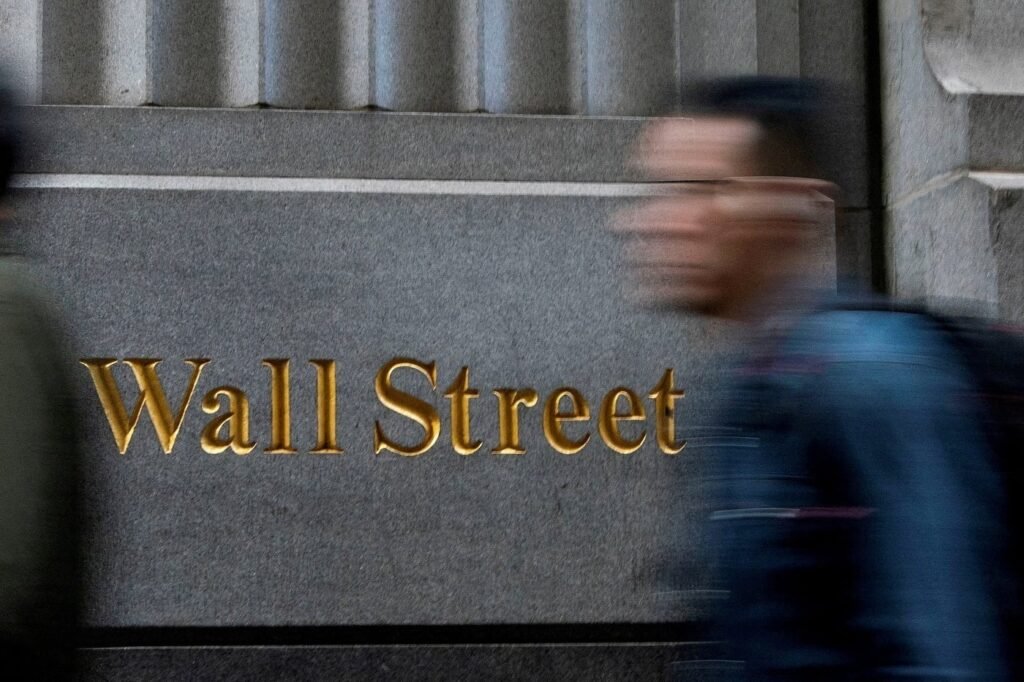 Chip Stocks Lead Wall Street Recovery, Easing Fears Over Middle East Tensions