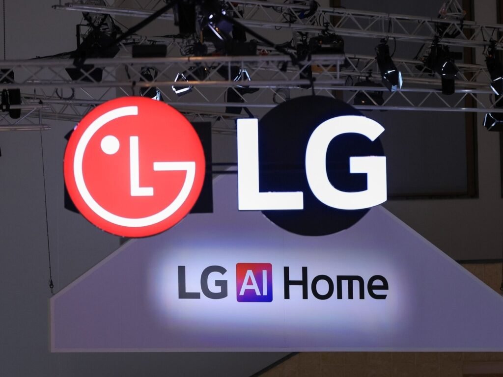 LG Launches Commercial Laundry Range with AI and Remote Monitoring