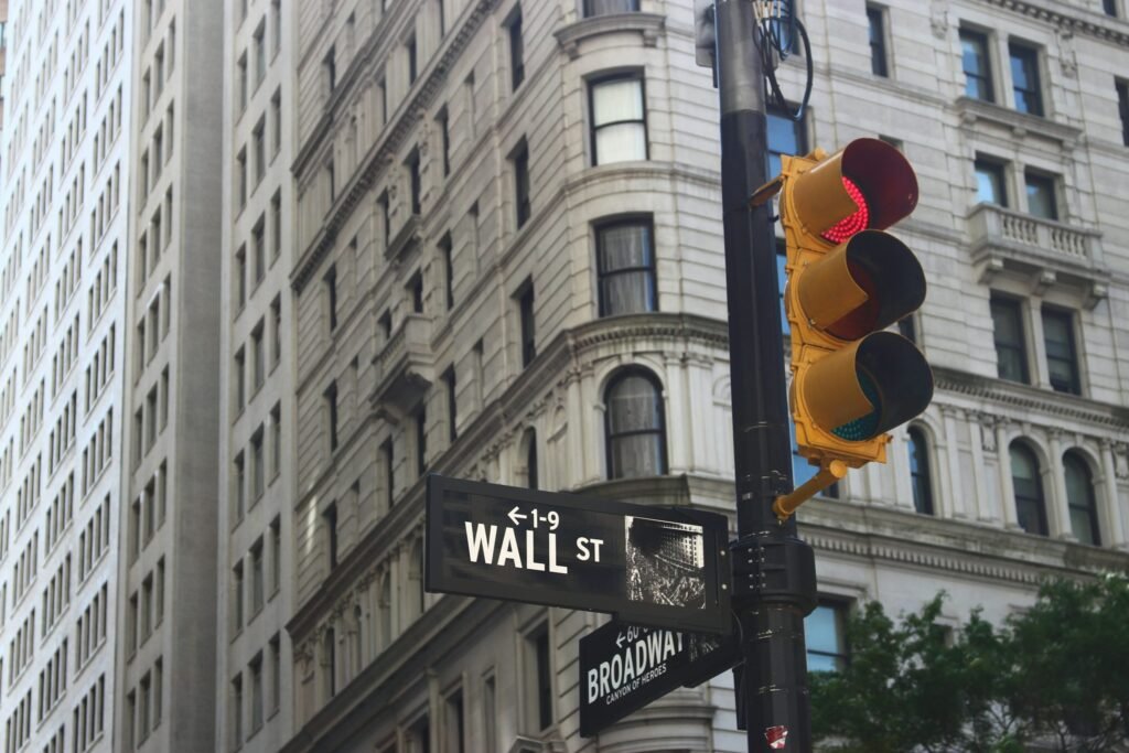 Insider Information or Just a Bet? Wall Street Banks Crack Down on Employee Prediction Market Trading
