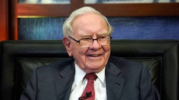 The Phantom Liabilities: Warren Buffett on the Risks That Aren’t on the Balance Sheet