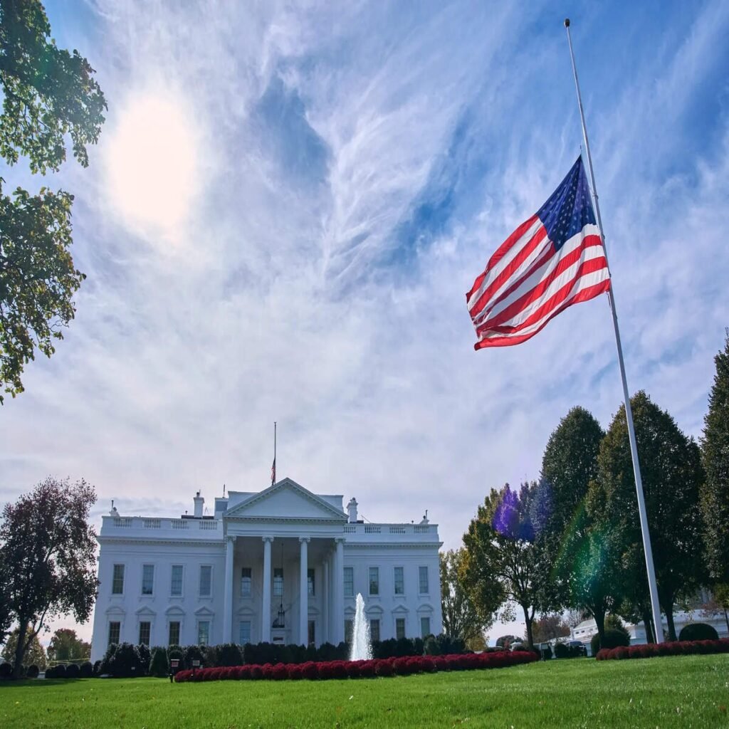 US House Passes Stopgap Funding Bill (H.R. 9770) to Avert Shutdown Ahead of Midterm Elections