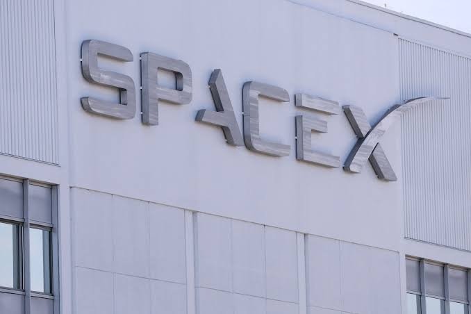 Anthropic Eyes Record-Breaking $2 Trillion-Plus IPO Following SpaceX Debut