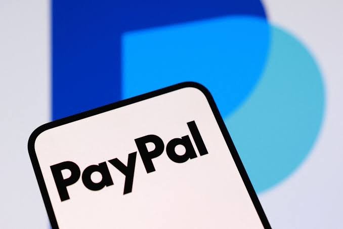 PayPal Stock Plunges 13% as Advent–Stripe Consortium Abandons $53 Billion Acquisition Bid