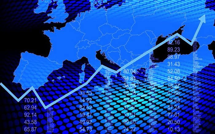 European Markets Slide: STOXX 600 Dips on Auto and Telecom Sell-Off