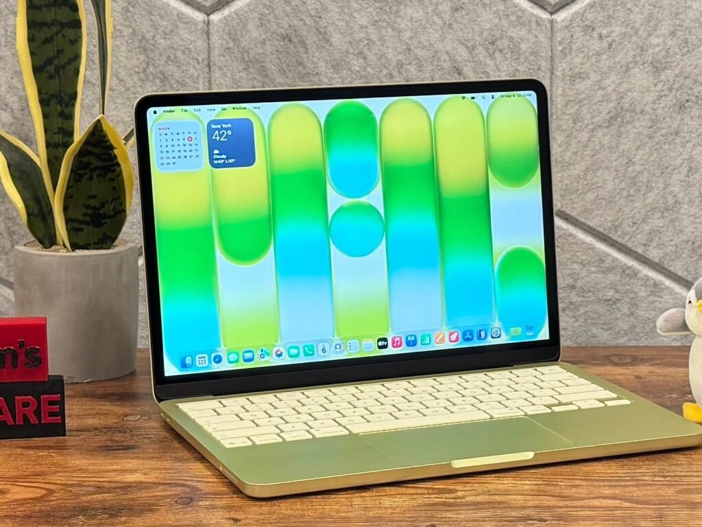 Apple MacBook Neo Hits Lowest Price on Amazon: 3 Reasons to Buy (and 1 Reason to Pass)