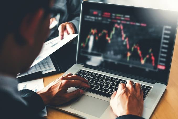 Navigating Market Realism: Finding High-Conviction Mid-Cap Opportunities Amid Macro Headwinds